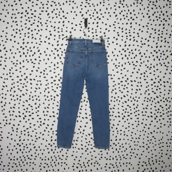 Re/Done Originals Ultra High Rise Button Fly Ankle Crop Jeans - Picture 6 of 13